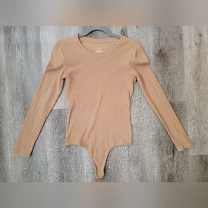 Nuuds longsleeve ribbed crewneck bodysuit